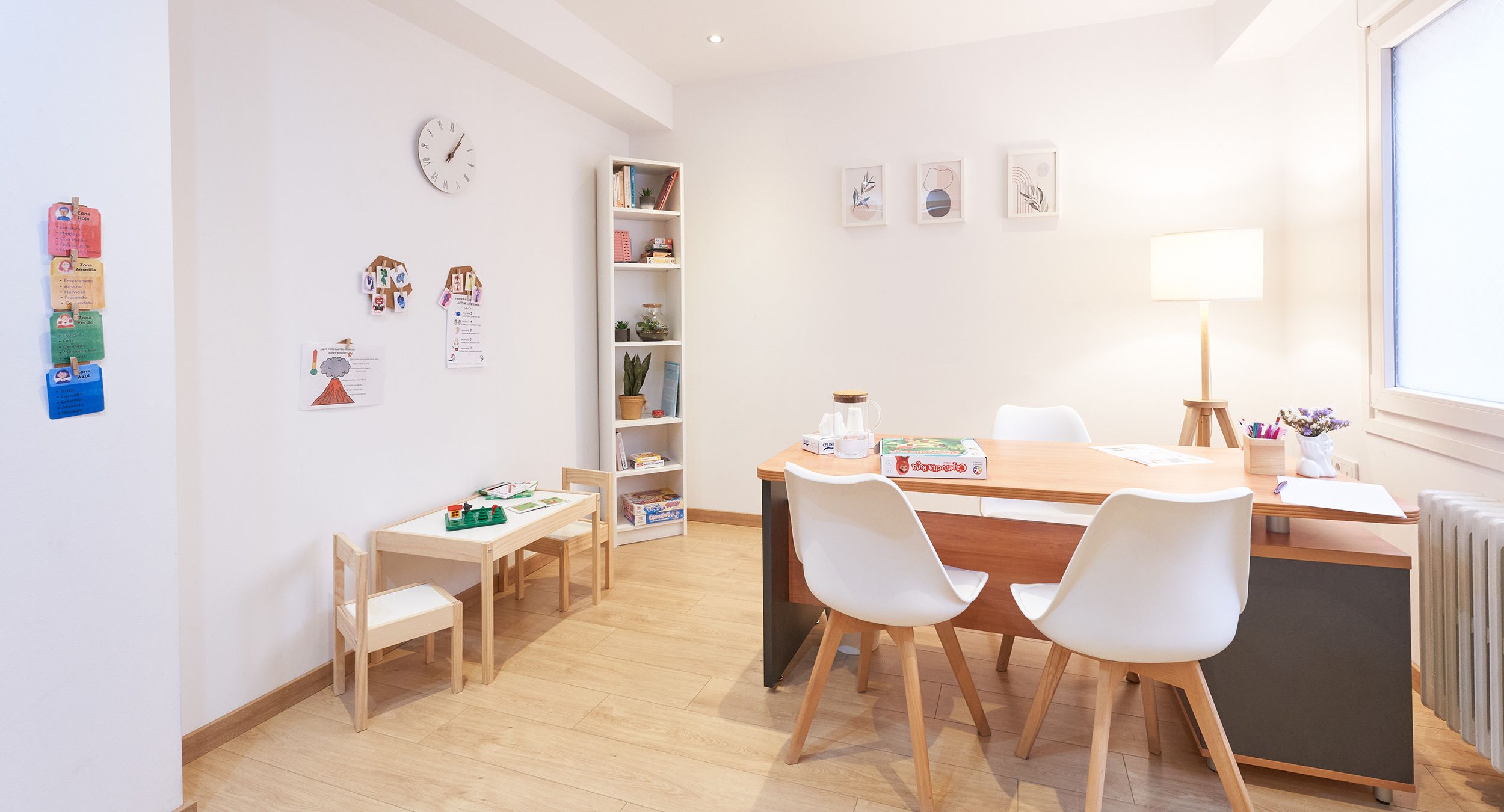 Sala despacho de Teruel adolescentes